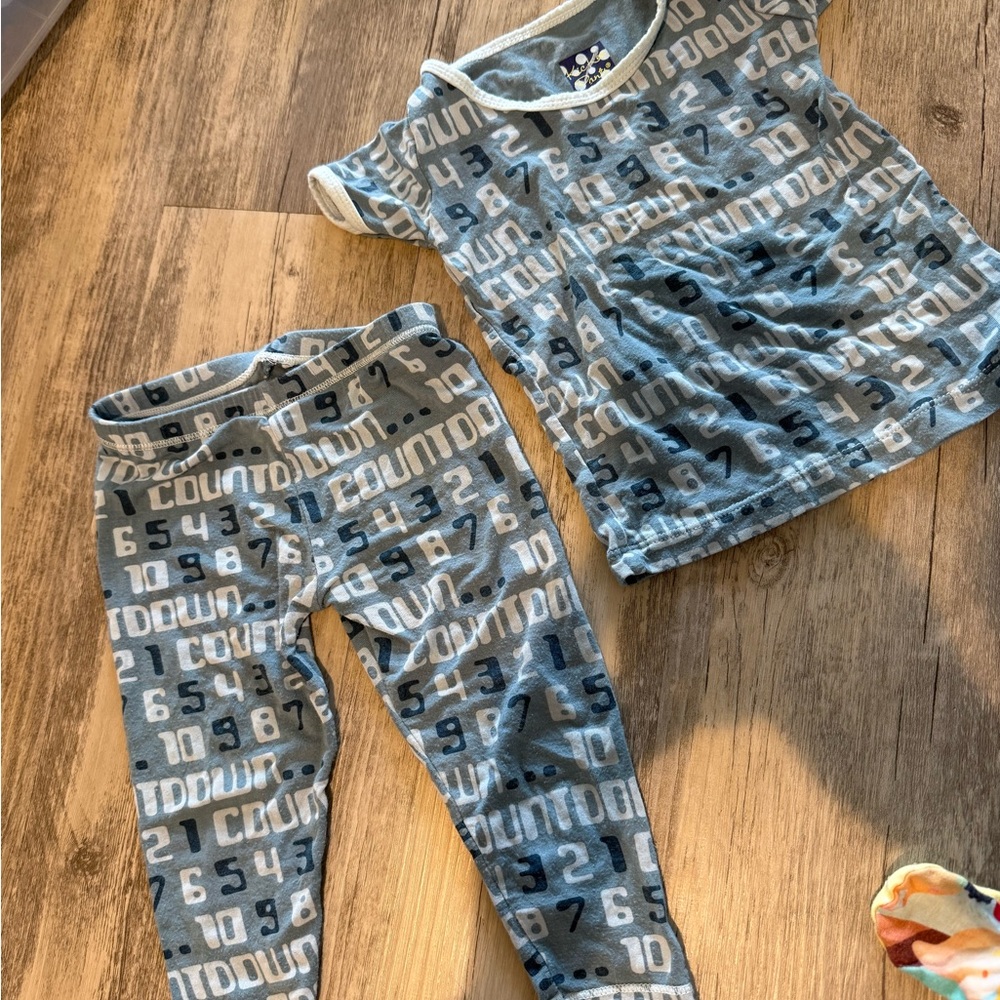 Kickee pants short sleeve Pajamas Set